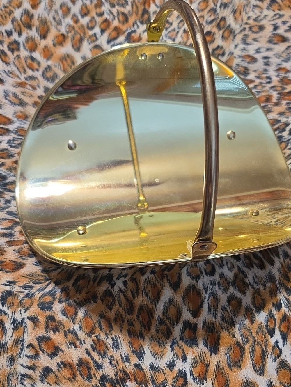 BRASS COLOR CURVED BASKET WITH HANDLE, LIKE FOR CUT FLOWERS, ETC.